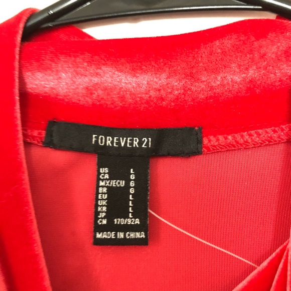 Velvet crop top - Picture 2 of 3